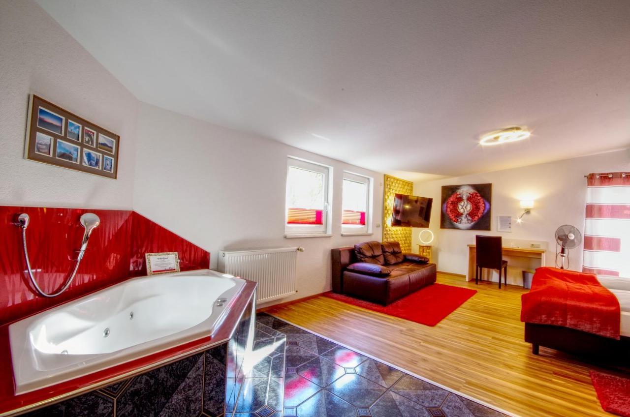 Hotel Jakob Gross-Umstadt Ngoại thất bức ảnh